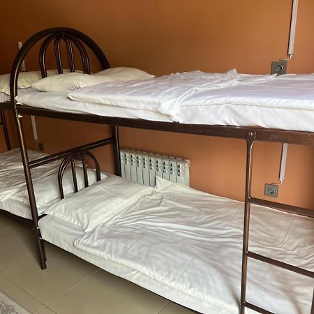 L'Ami Hostel Bel'bulak Екстер'єр фото