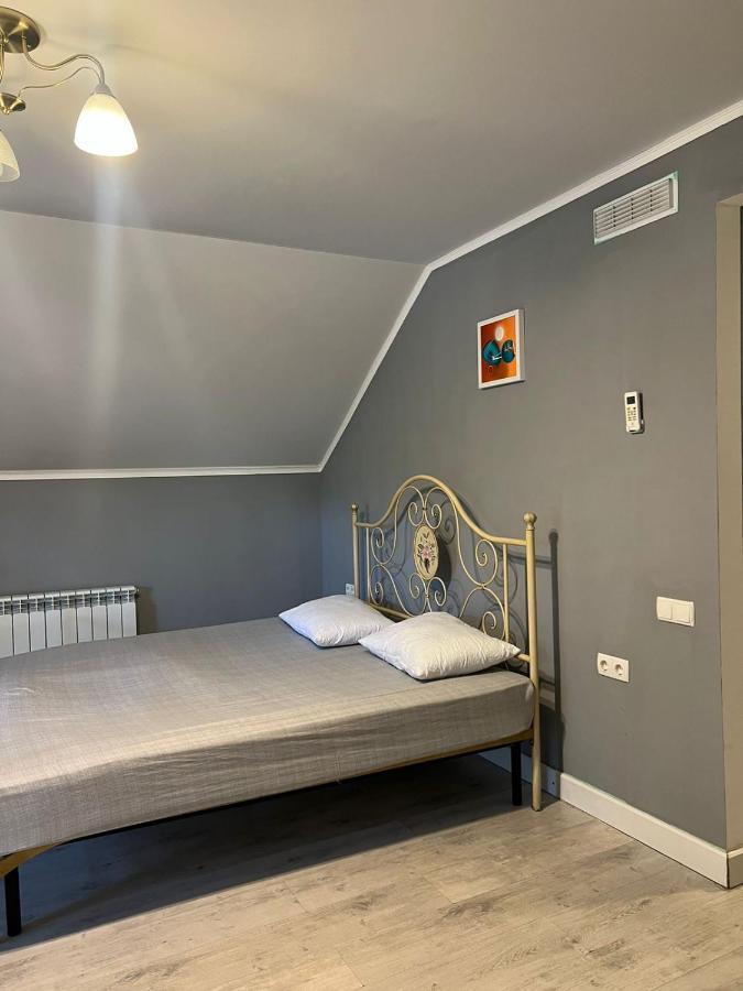 L'Ami Hostel Bel'bulak Екстер'єр фото