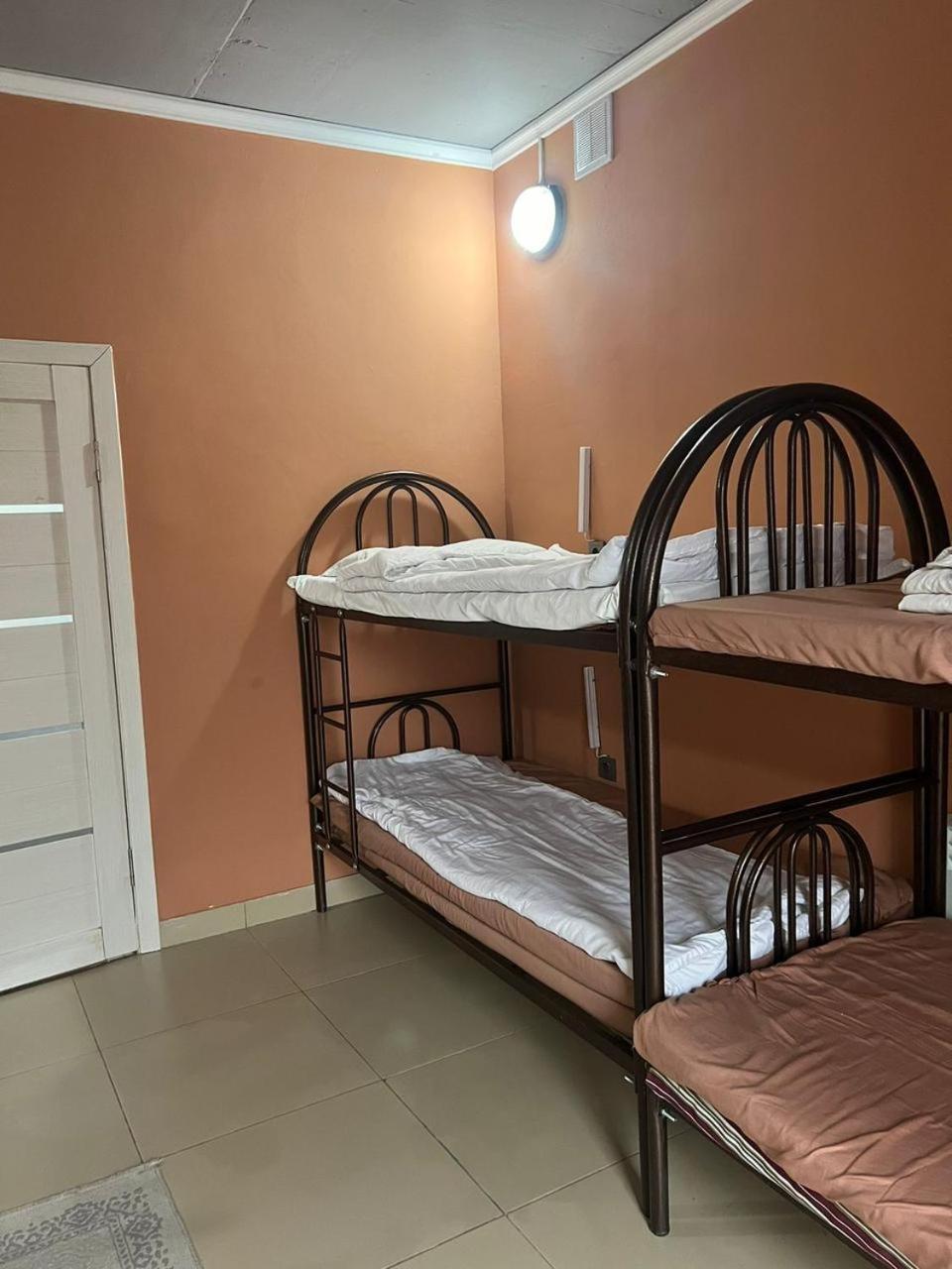 L'Ami Hostel Bel'bulak Екстер'єр фото